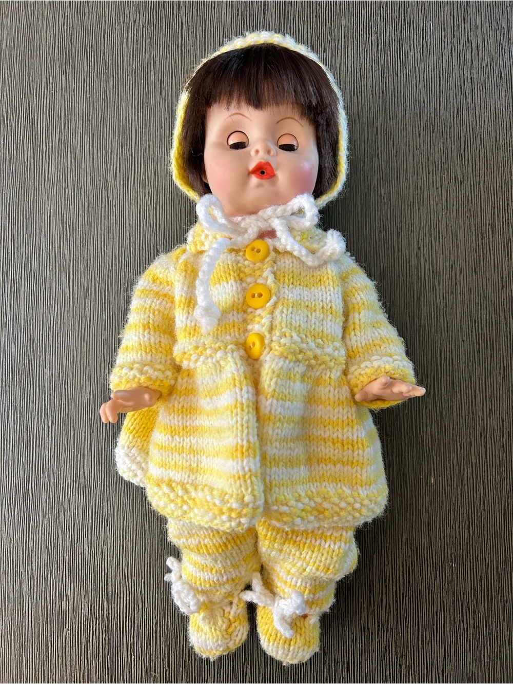 Sleepy Eyed Baby Doll ~ Vintage